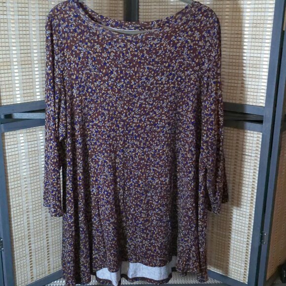 LoGo Merlot Tunic with Blue and Gold Abstract Floral Print - Picture 2 of 6